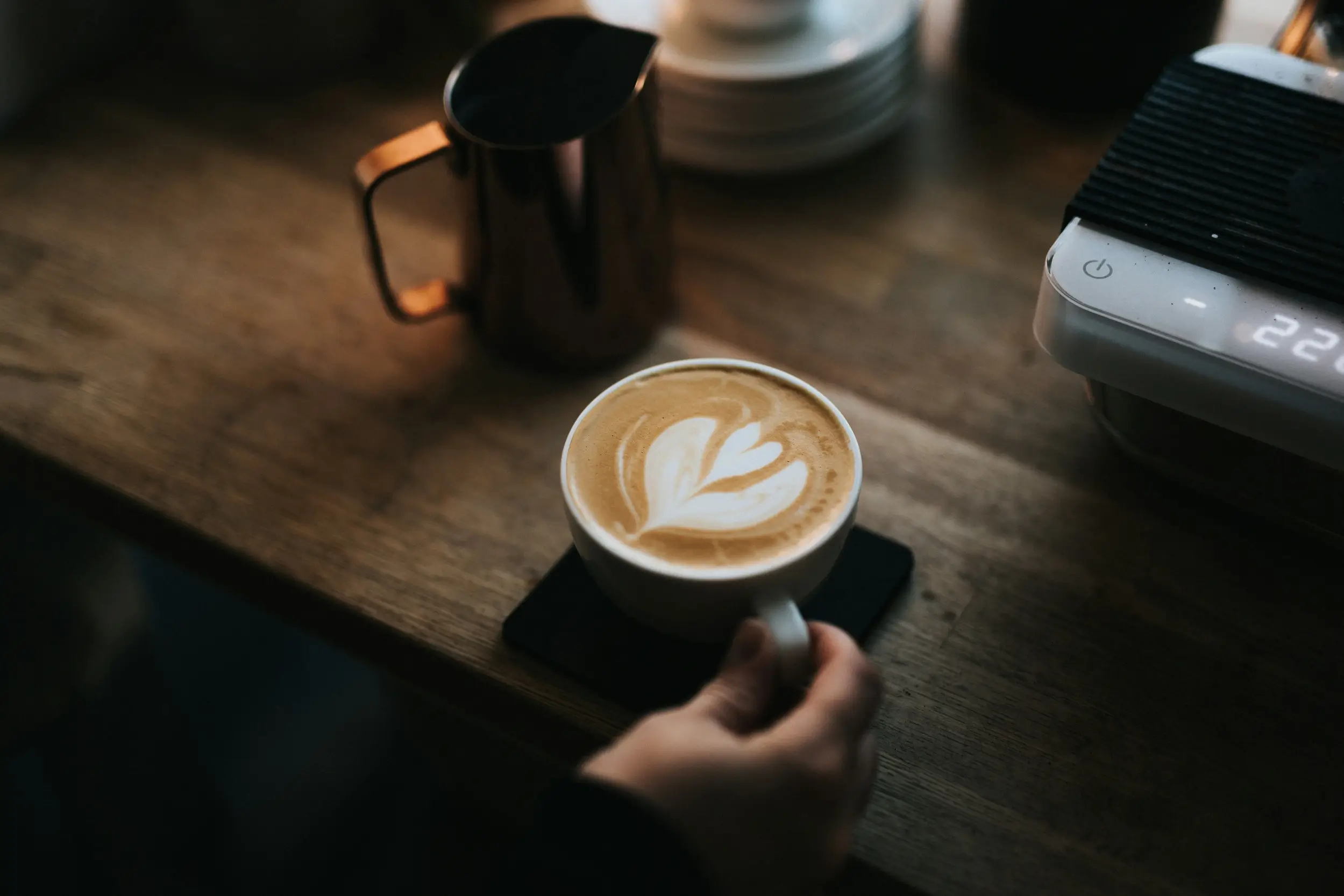 Cappucino, salah satu jenis minuman kopi yang berasal dari italia
