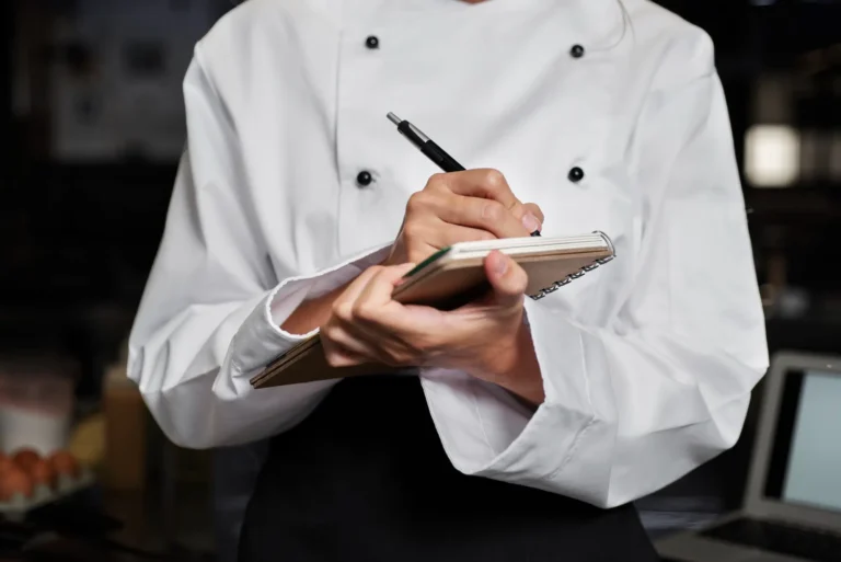 jalan keluar konsultan menawarkan jasa cost analysis untuk menu yang telah dibuat