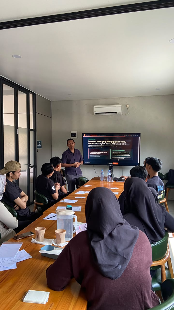 Training service excellence satu